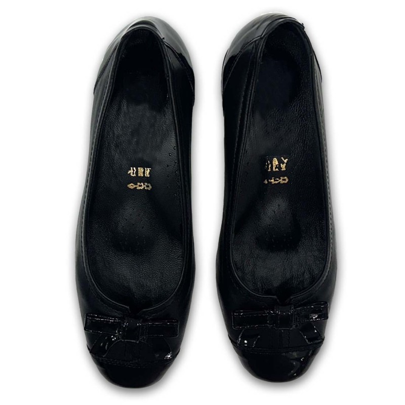 Γυναικεία δερμάτινη γόβα W24440