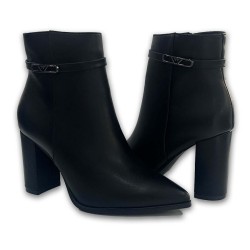 Μποτάκια με τακούνι W252760