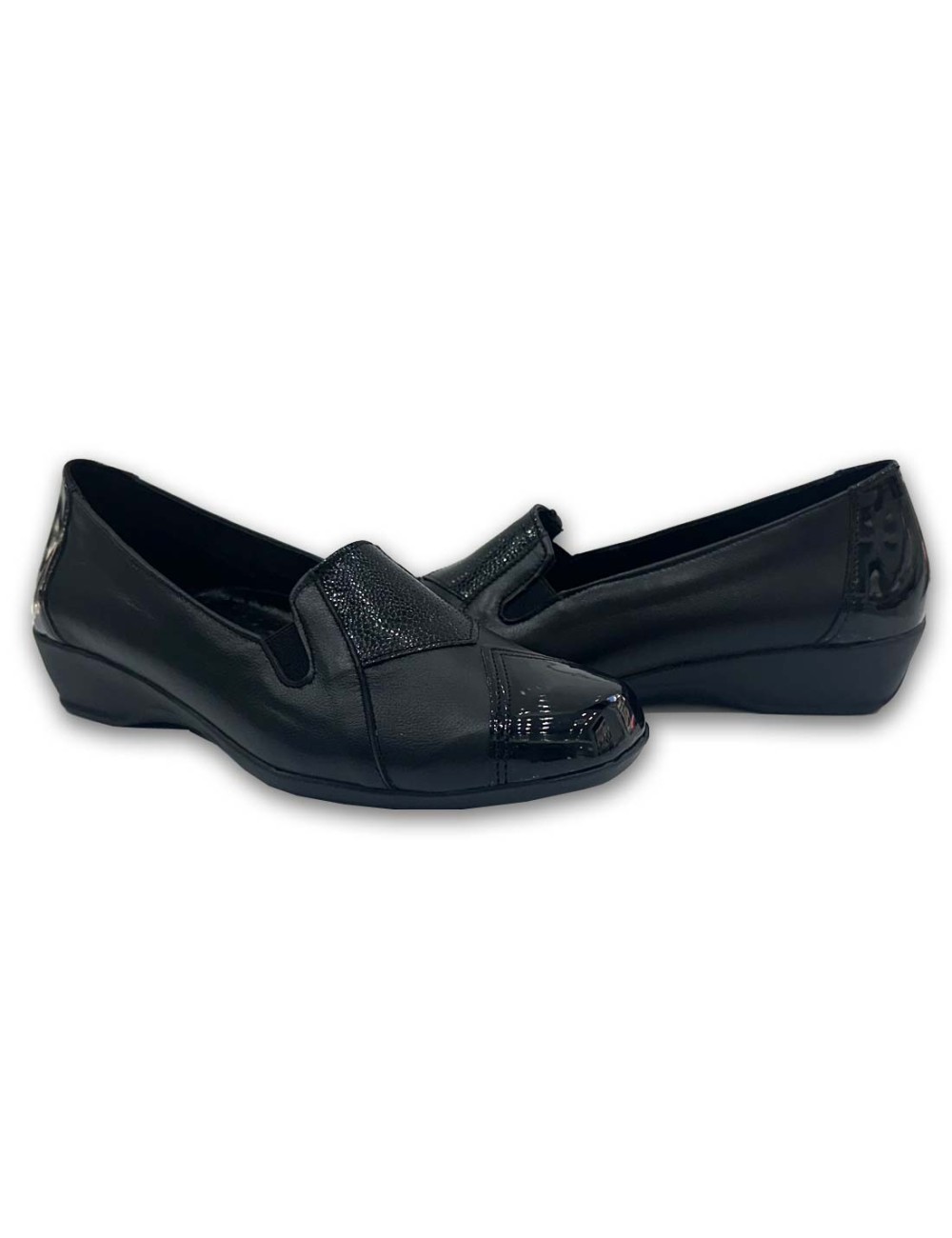 Γυναικεία δερμάτινα μοκασίνια W24402